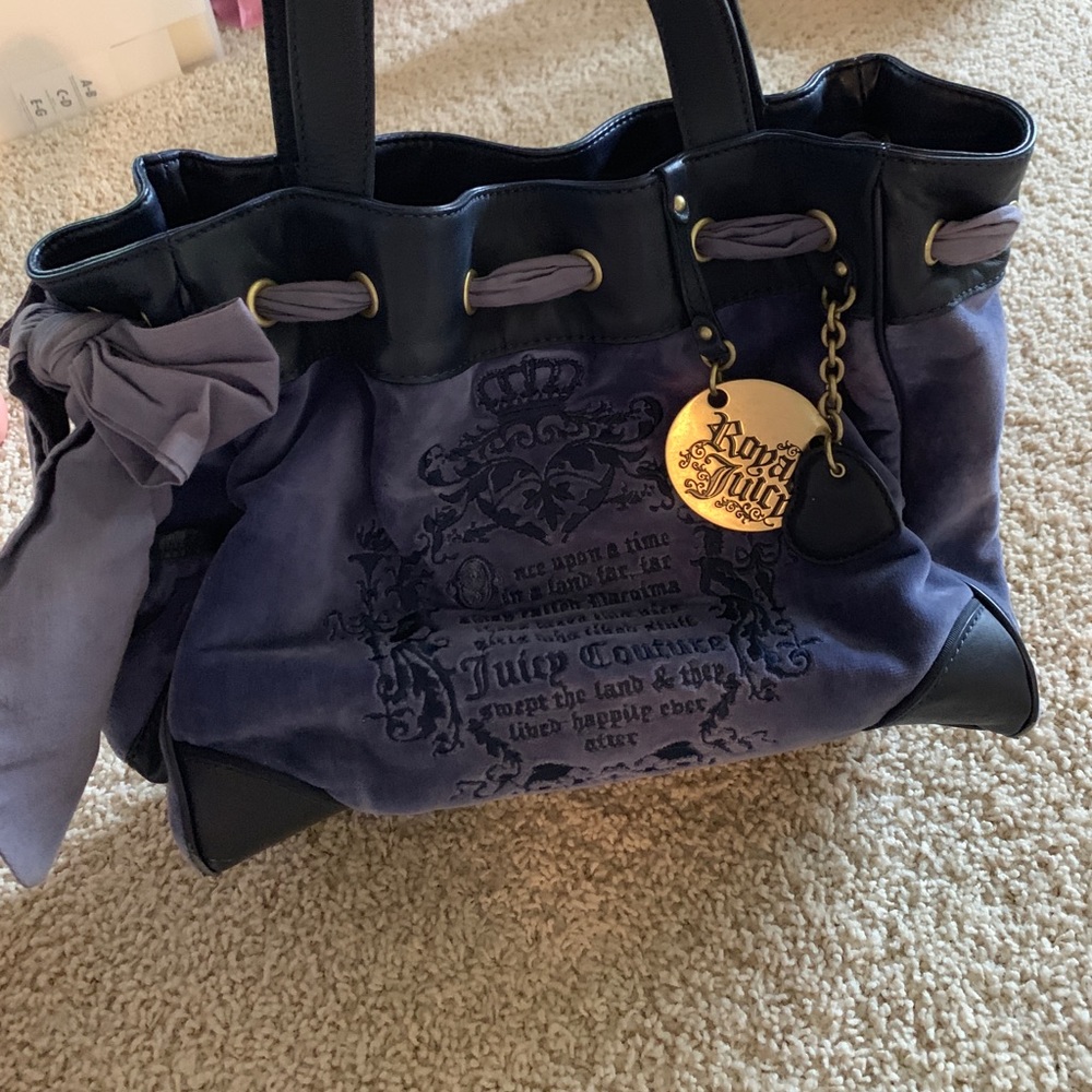 Juicy couture purse